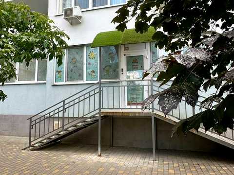 комерційна за адресою Костанді вул., 203