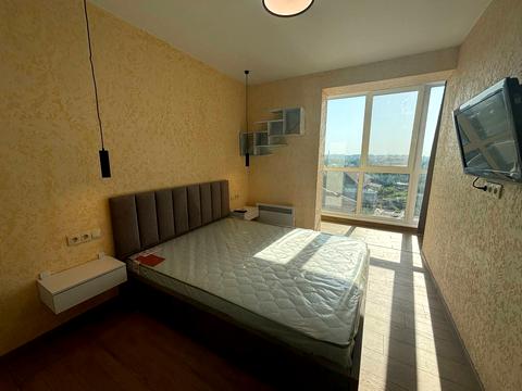 квартира по адресу Мольера ул., 77