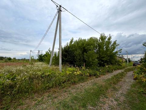 участок по адресу с. Криховцы, Лугова