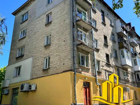 комерційна за адресою Дружби вул., 3