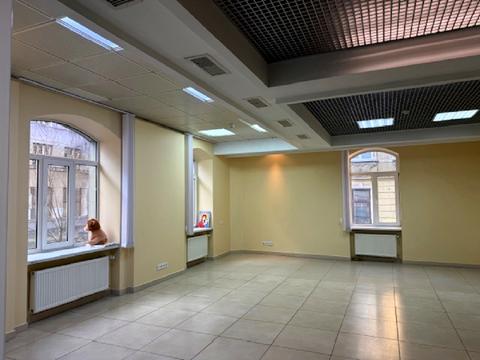 комерційна за адресою Зелена вул., 17