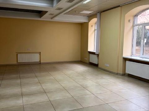 комерційна за адресою Зелена вул., 17
