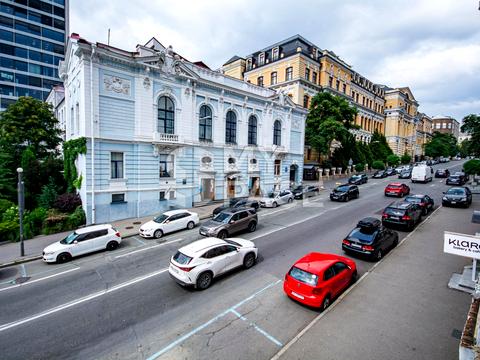 комерційна за адресою Бульварно-Кудрявська вул. (Воровського), 37/14