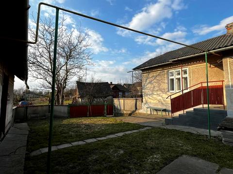 дом по адресу Букачівці