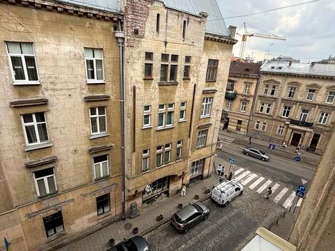 квартира по адресу Ивана Франка ул., 3