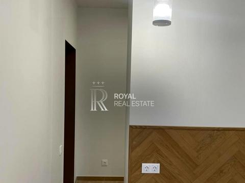 коммерческая по адресу Лазурная ул., 19