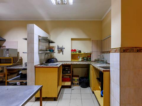 коммерческая по адресу Городоцкая ул., 207