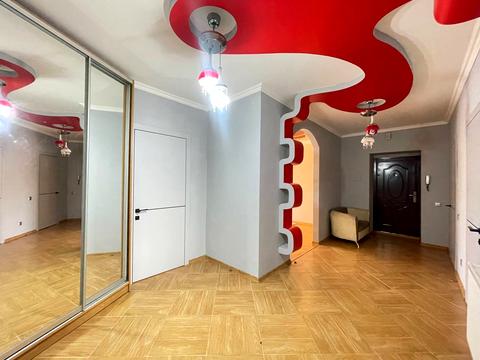 квартира за адресою Олександра Довженка вул., 21-Б