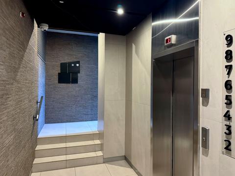 квартира за адресою Салютна вул., 2к10