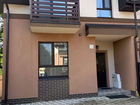 будинок за адресою Озерна вул., 103 з