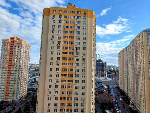 квартира по адресу Сім'ї Кульженків ул. (Петра Дегтяренка), 37