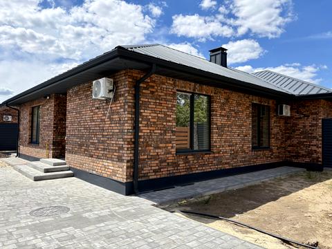 будинок за адресою Успішна