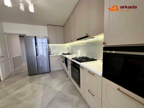 квартира за адресою Макогона вул., 23