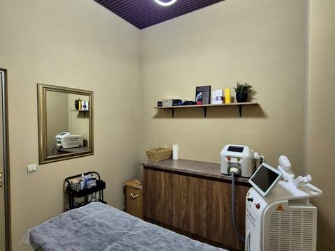 комерційна за адресою Андрія Пруниці вул., 30