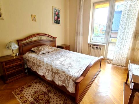 дом по адресу Квитневая ул., 4