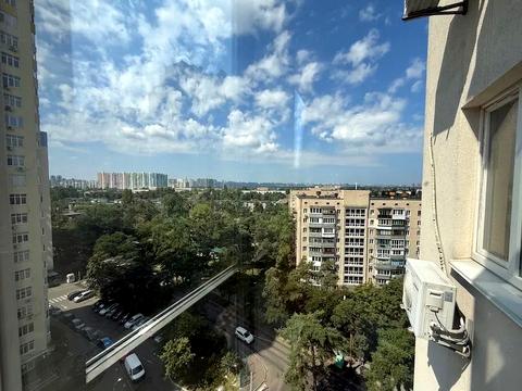 квартира за адресою Воскресенська вул., 18