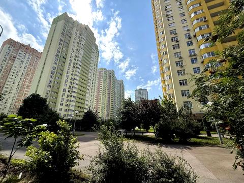квартира за адресою Воскресенська вул., 18