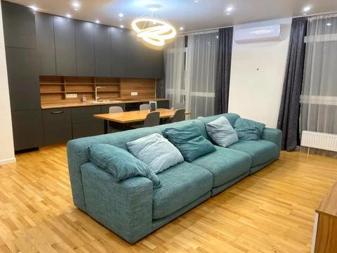 квартира за адресою Предславинська вул., 53