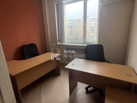 коммерческая по адресу Николая Михновского бульв. (Дружбы народов), 38
