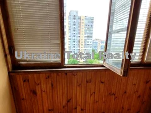квартира по адресу Червоной Калины просп. (Владимира Маяковского), 28