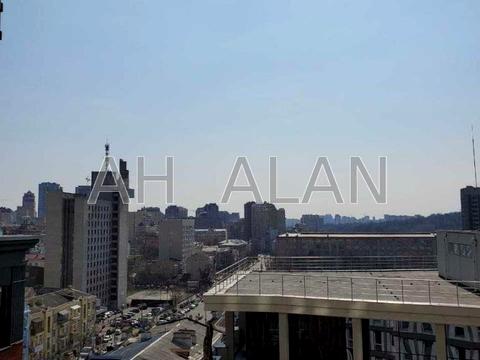 комерційна за адресою Антоновича вул. (Горького), 44