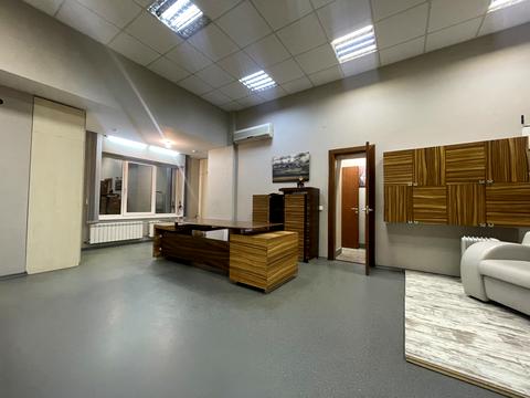 коммерческая по адресу Русановская набережная ул., 16