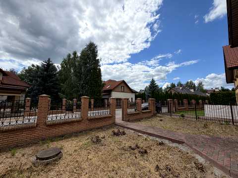 дом по адресу Молодіжна