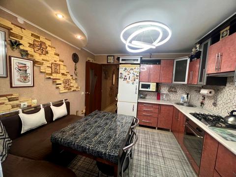 квартира за адресою Злуки просп., 8