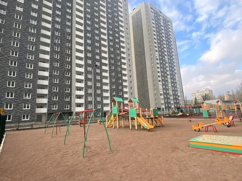 квартира за адресою Київ, Сім'ї Кульженків вул. (Петра Дегтяренка), 21