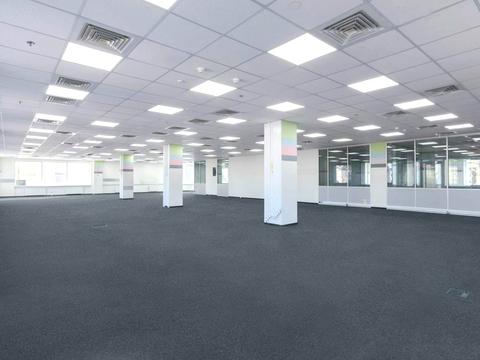 комерційна за адресою Київ, Жилянська вул., 75