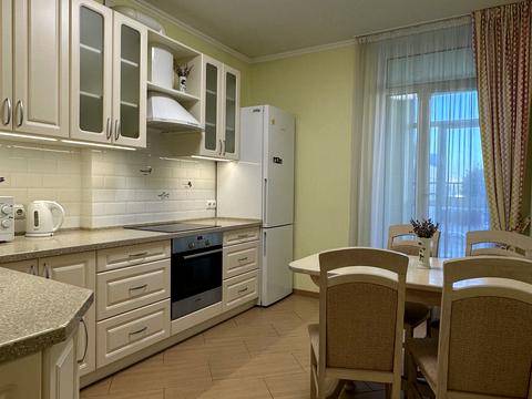 квартира за адресою Регенераторна вул., 4 к5