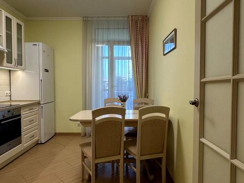 квартира за адресою Регенераторна вул., 4 к5