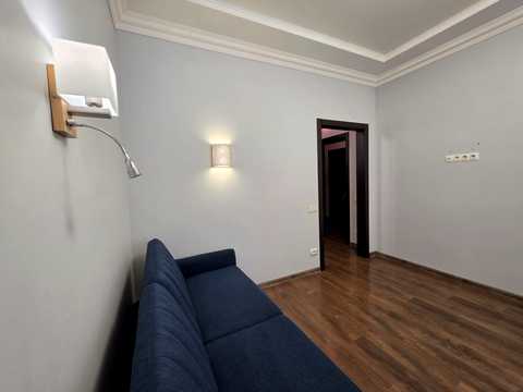 квартира за адресою Миру просп., 7