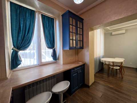 квартира за адресою Миру просп., 7