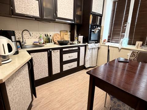 квартира за адресою Червоної Калини просп., 84