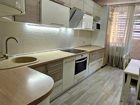 квартира по адресу Драгоманова ул., 2