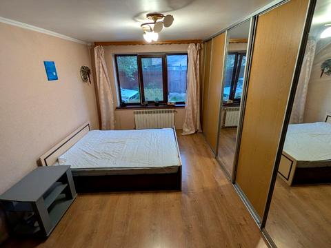 будинок за адресою Василя Щавинського вул. (Петровського), 2