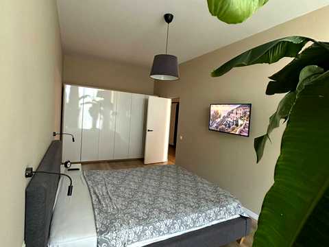 квартира за адресою Італійський бульв., 1г