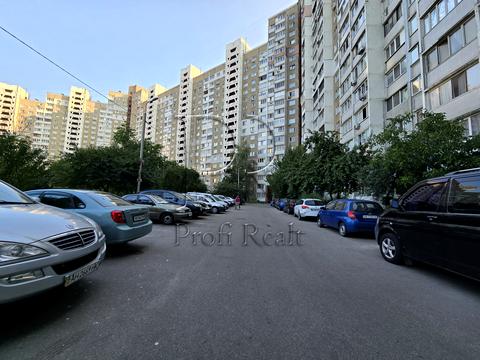 квартира за адресою Академіка Заболотного вул., 26