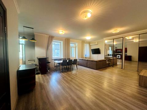 квартира за адресою Олеся Гончара вул., 67