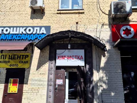 комерційна за адресою Академіка Книшова вул. (Амурська), 8