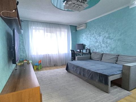 квартира за адресою Героїв просп., 4