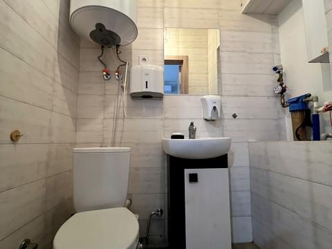комерційна за адресою Теплична вул., 38