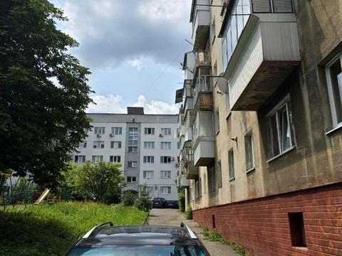 комерційна за адресою Керченська вул., 15