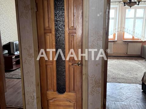 квартира за адресою Отамана Головатого вул., 64а