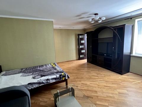 квартира по адресу Верховинная ул., 41