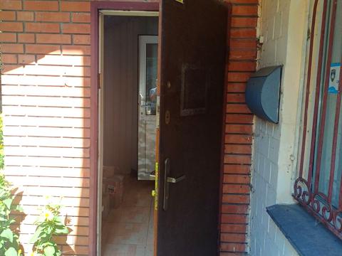комерційна за адресою Серпова вул., 1