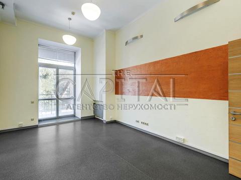коммерческая по адресу Большая Житомирская ул., 25/2