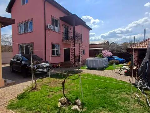 будинок за адресою с. Старі Кодаки, Зарічна, 72