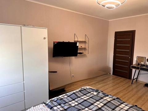 квартира по адресу Сім'ї Кульженків ул. (Петра Дегтяренка), 21